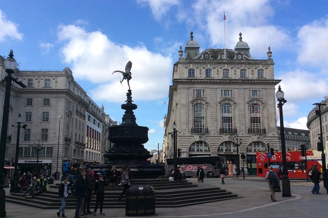 3 Hour Guided Private Walking Tour: The Best of London - Where you start at Westminster Station (and how to dodge peak crowds)