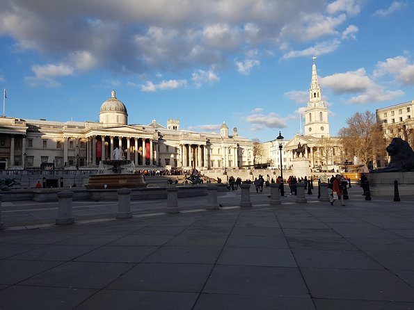 4 Hours Classic London Tour in a Private Vehicle - Price: what $246.81 per person buys (and what it does not)
