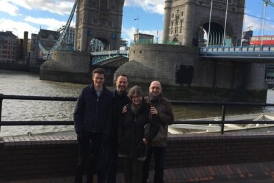 6 hour London Private Tour, with your own Black Cab Tour Guide - The royal corridor: Buckingham Palace, Kensington Palace, and St James’s Palace