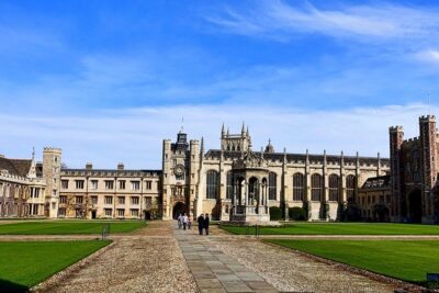 7 Day Tour Exploring England and Scotland starting from London - Cambridge morning: colleges, bridges, and a very specific boat idea