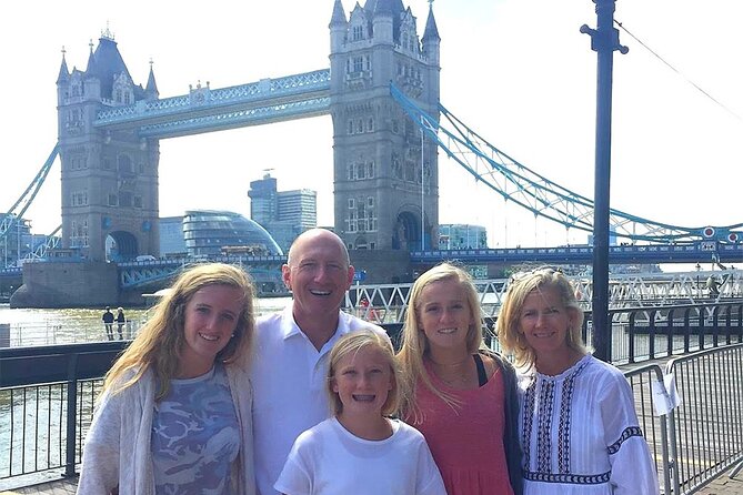 A Royal London Private Taxi Tour - Buckingham Palace Area: Kings and Queens, Told Like Personal Stories