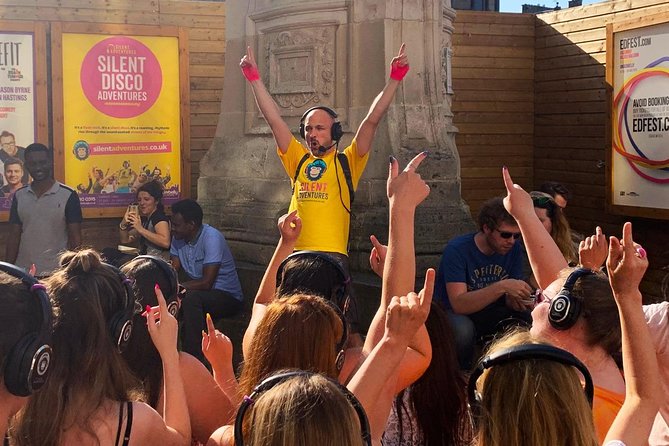 A Silent Disco Adventure in London - Stop 1: Trafalgar Square Moves and the Air-Trumpet Moment