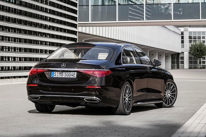 Arrival by Luxury Car from Heathrow Airport LHR to Central London - How long the Heathrow to central London ride really takes