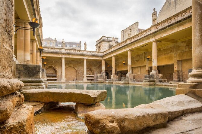Bath and Cotswold Village Private Car Tour from London - Castle Combe time: why the private format helps