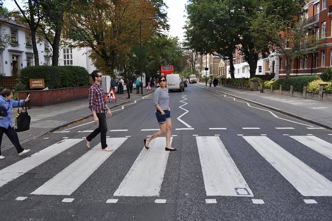 Beatles Evening Tour of Central London - Coach comfort: why this pacing beats self-guided wandering