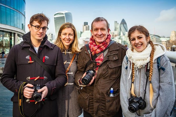 Beginners Photography Course - Small Group Workshop - First stop: London Bridge meeting point and what to bring