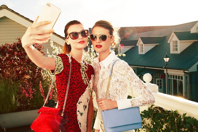 Bicester Village Shopping Trip from London with VIP Discount - London to Bicester Village by Coach: The Value of Not Fighting Transit