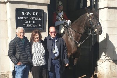 Black Taxi Tour Of London - Getting to the meeting point and keeping your schedule intact