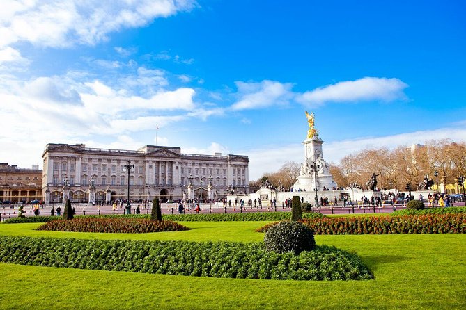 Black Taxi Tour of London: Classic Sightseeing Bespoke & Fun - Pickup and Getting Around: Central Postcodes, Easy Meeting, Real Comfort