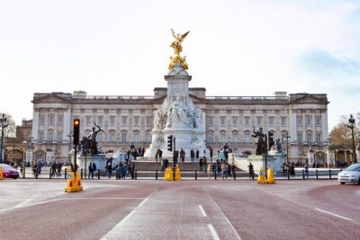 Black Taxi Tour of London: Classic Sightseeing Bespoke & Fun - The Day’s Route: Buckingham Palace to Trafalgar Square (All Exterior, All Photo-Focused)