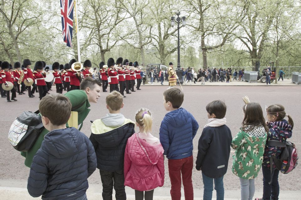 Bobbies, Corgis and the 7 Lions - Big Ben chime odds: when timing turns into a memory