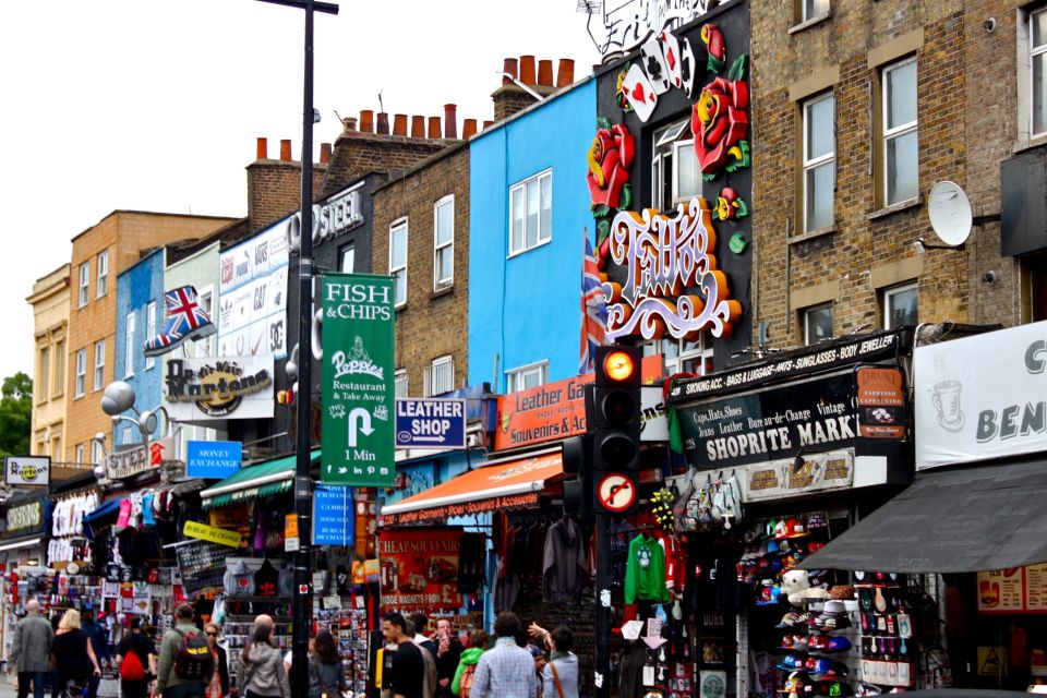 British Museum & Camden Town - Private Tour in Italian - The short bus hop to Camden Town (and why it’s still part of the plan)