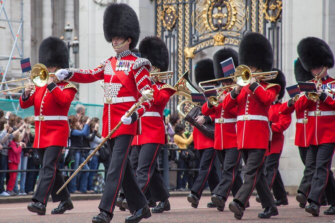 Buckingham Palace, Changing of the Guard & Thames Boat Ride - Key things to know before you go