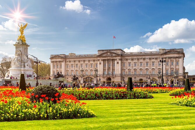 Buckingham Palace, Changing of the Guard & Thames Boat Ride - Starting Where Royal London Feels Real: The Diana Fountain Meet-Up