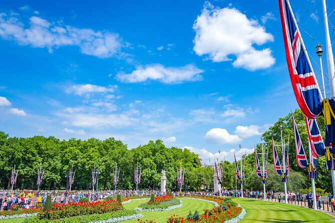 Buckingham Palace Exterior and Royal History Private Tour - Buckingham Palace Exterior: What You’ll Actually Experience