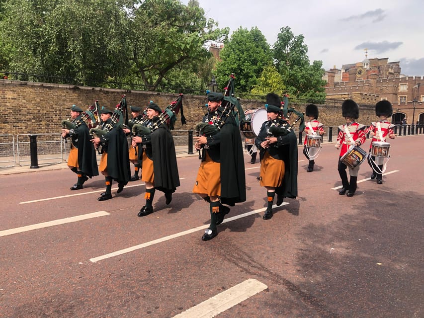 Buckingham Palace Visit and Changing of the Guard Tour - Palace Gardens: Where Royal Tea Stories Live