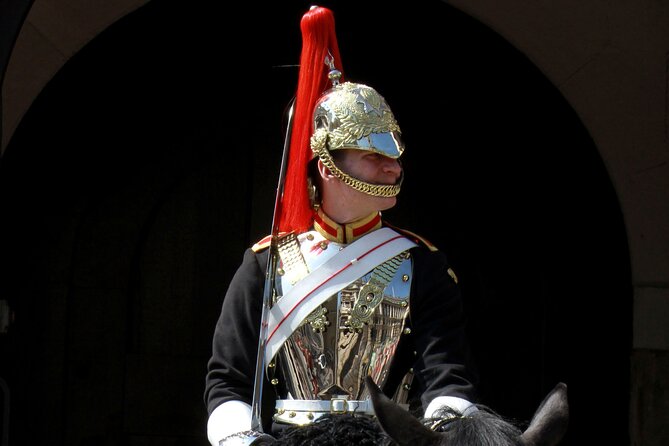 Buckingham Palace Visit & Changing of the Guard Walking Tour - Pacing, Weather, and Comfort Tips (Read This)