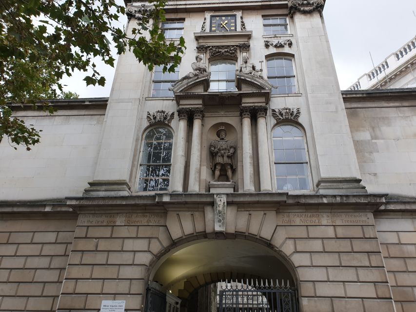 Burnings, Butchery & Black Death: London's Bloody Past - From Barbican to Ely Place: why this London walk works