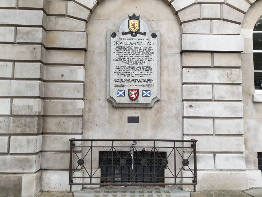 Burnings, Butchery & Black Death: London's Bloody Past - The William Wallace memorial and medieval executions