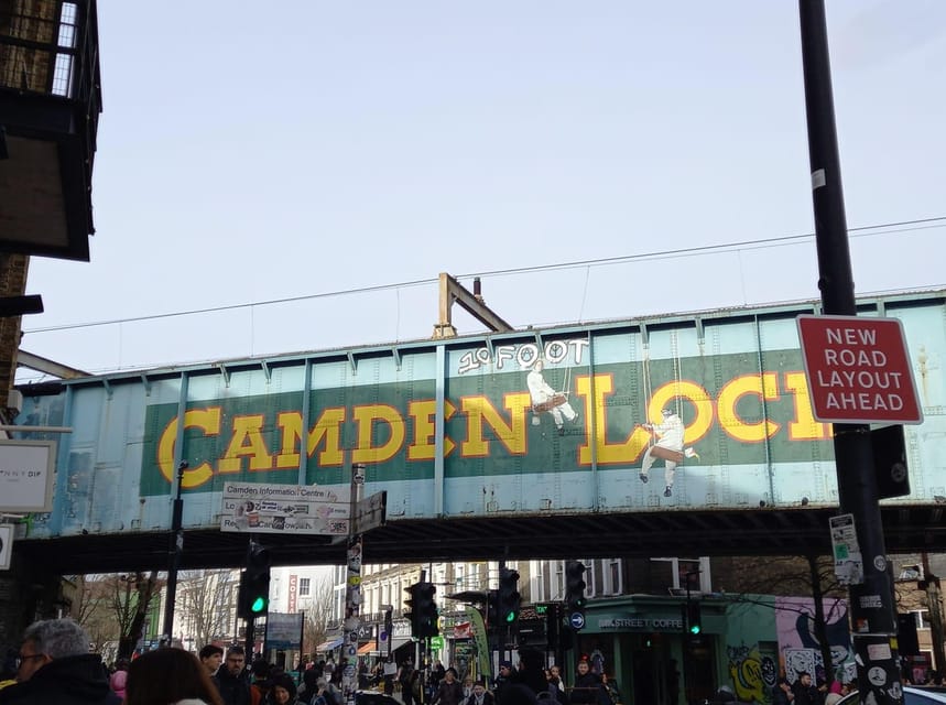 Camden Pub and Walking Tour - Dublin Castle: The Irish Pub Stop and the Venue Atmosphere
