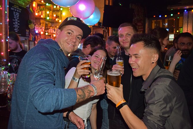 Camden Pub Crawl in London - Free shots, Q-jump entry, and drink discounts: where the money value shows