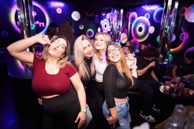 Camden Pub Crawl in London - The five-venue crawl: how Camden’s different bar styles work together