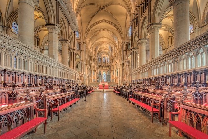 Canterbury Cathedral, Leeds Castle and Dover Castle Private Tour - Dover Castle: The Key to England and Chalk-Hill Fortifications