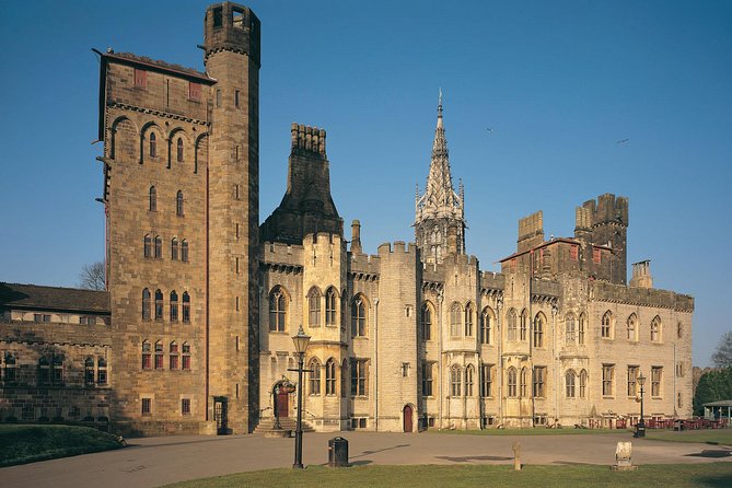 Cardiff Day Tour from London with Local Guide (Visit Wales) - Cardiff in one day: what this trip feels like
