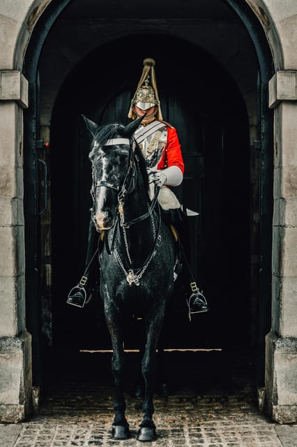 Changing of the Guard Experience in London - St James’s Park and St James’s Palace: the royal start that sets context