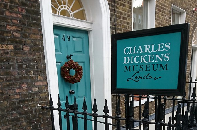 Charles Dickens Old London - Very Small Group Tour - Fleet Street: the press, the city, and why Dickens cared