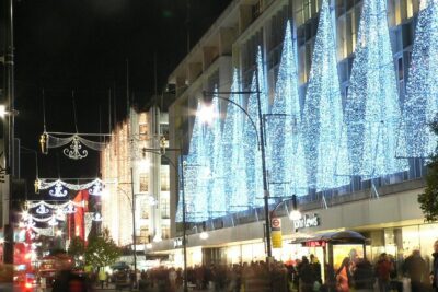 Christmas Lights Open-Top Bus Tour - Choosing the best seat on an open-top bus (and staying warm)