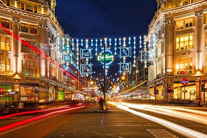 Christmas Lights Open-Top Bus Tour - Passing major landmarks and Government-area buildings
