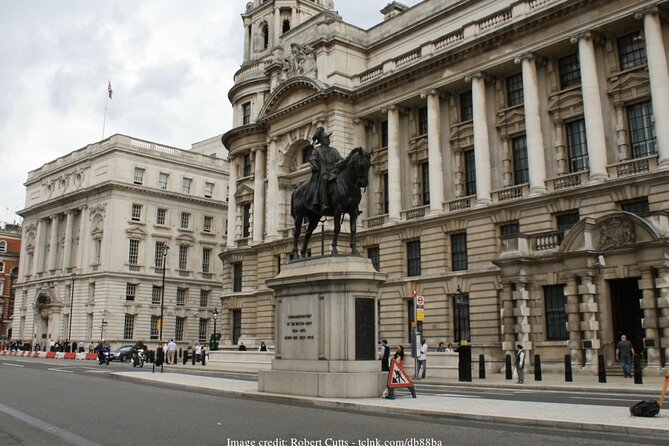 Churchill War Rooms: Private Westminster Underground Bunkers Tour - Stop 1: Westminster area history and the WWII clues on the street