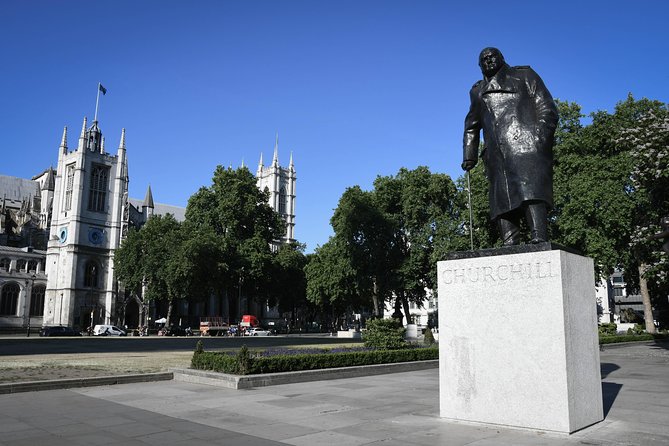 Churchill's War Rooms & London's Top Sights Tour - Westminster Abbey and Southbank: medieval crown space, modern London culture