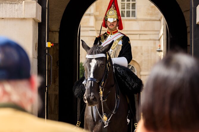 Classic London Tour with Westminster Abbey, Skip the Ticket Line - The Changing of the Guard timing: how to plan without getting stressed