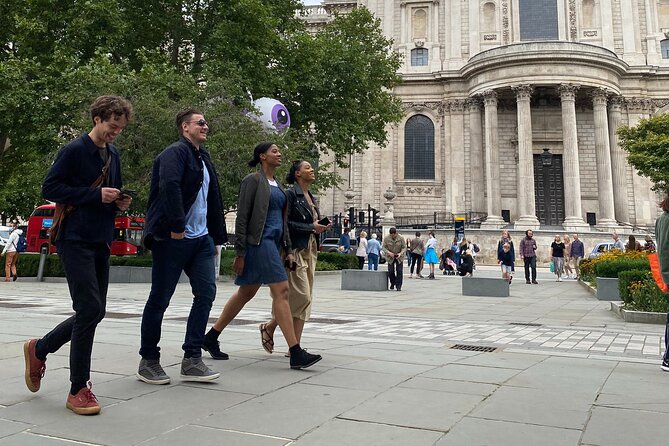 Colombia's Finest Outdoor Murder Mystery London - How the Interactive Map and Virtual Contacts Drive the Story