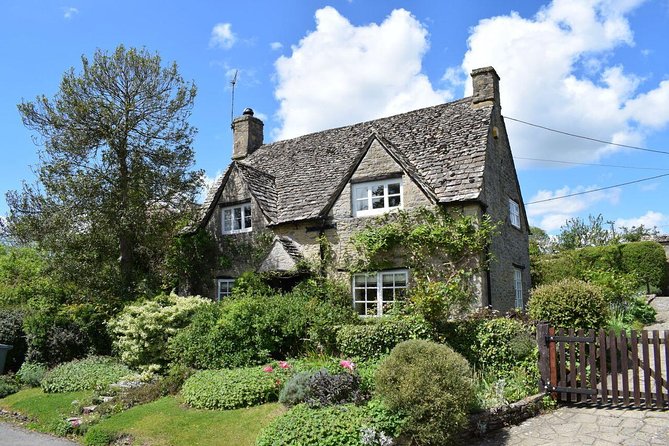 Cotswolds Private Driving Tour from London - Bourton-on-the-Water: the longest stop and the easiest lunch plan
