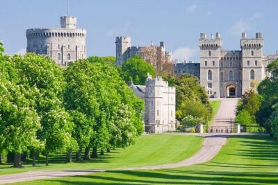 Day Tour Windsor Castle & Oxford by Private Car - Price and what you’re really paying for (up to 4 people)