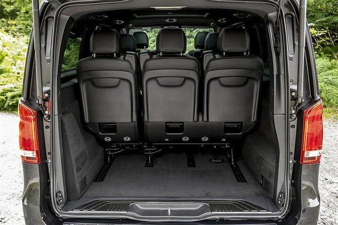 Departure from Central London to Heathrow Airport by Luxury Van - Who you’re actually riding with: chauffeur expectations