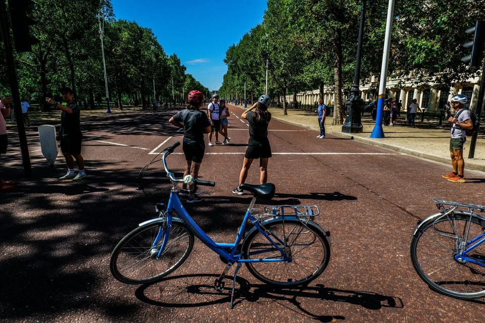 Destination London: E-Bike Tour - E-Bikes, Safety, and Who This Tour Fits