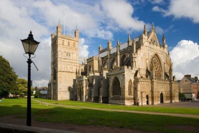 Devon and Cornwall: 5-Day Tour from London - Winchester and Stonehenge: Wessex history to the standing stones