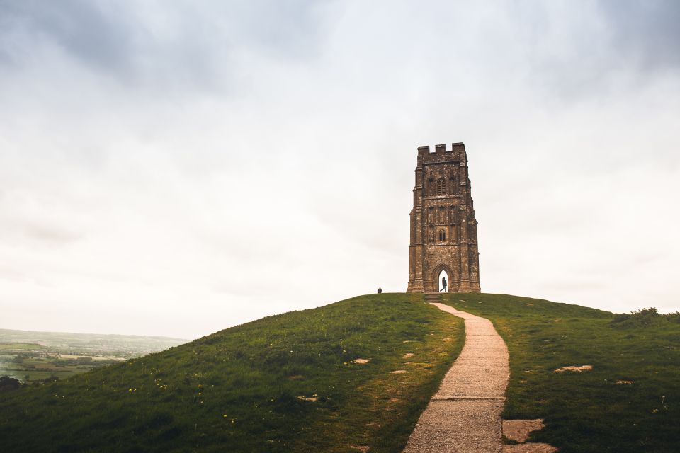 Devon and Cornwall: 5-Day Tour from London - Where you sleep: en-suite guesthouses, but check the walk
