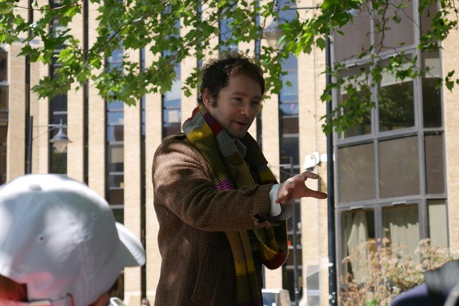 Doctor Who TV Locations Tour of London - John Adams Street and the Slitheen house moment