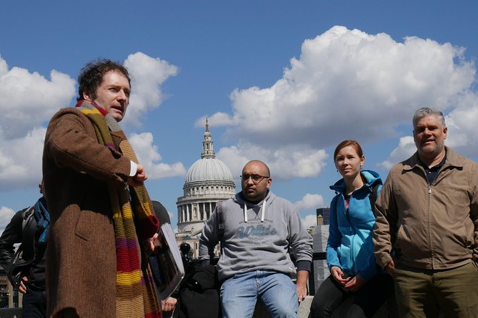Doctor Who TV Locations Tour of London - London Eye photo stop: quick sightseeing that fits the Who theme
