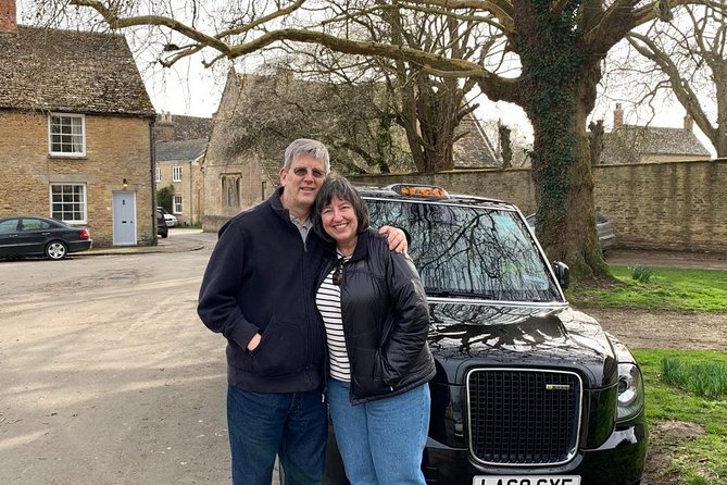 Downton Abbey and Castle Taxi Tour from London with Hotel Pickup - Cotswolds Villages and the Pub Lunch Stop Before Highclere