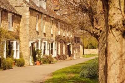 Downton Abbey and Highclere Castle Tour from London - Cogges Manor Farm: Real-Farm Details and a Quick Reset