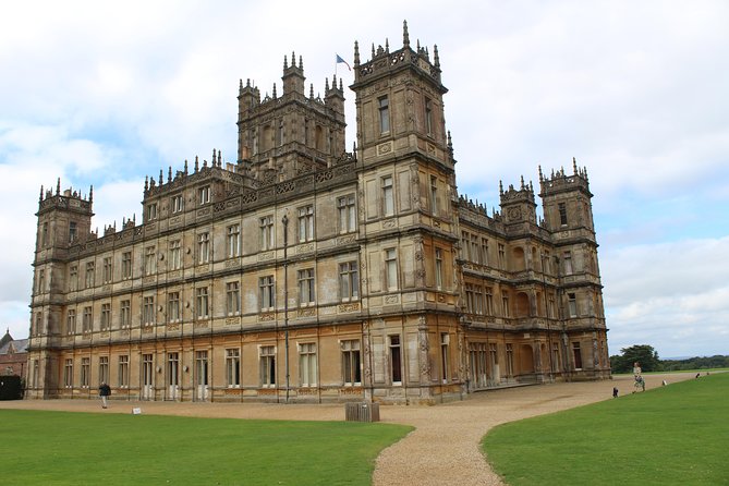 Downton Abbey and Village Small Group Tour from London - Highclere Castle: The Crawleys’ House, 3 Hours of Above-Stairs Time
