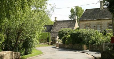 Downton Abbey Film Locations & Blenheim Palace Day Tour - From the pickup spot to the countryside: mini-coach comfort and small-group energy