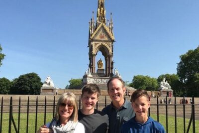 Downton Abbey London Filming Locations: Private Half-Day Tour - The driver-guide storytelling is the real engine