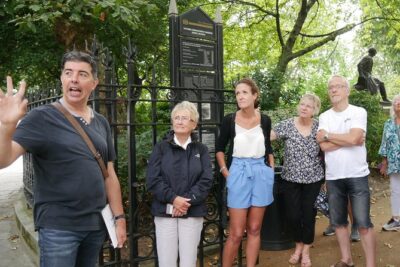 Downton Abbey London Walking Tour - Temple Station Start: A Smooth Lead-In to Show-Spotting